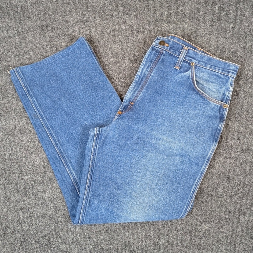 Vintage Sedgefield Jeans Mens 38x32 Made in USA Blue Denim Straight Leg